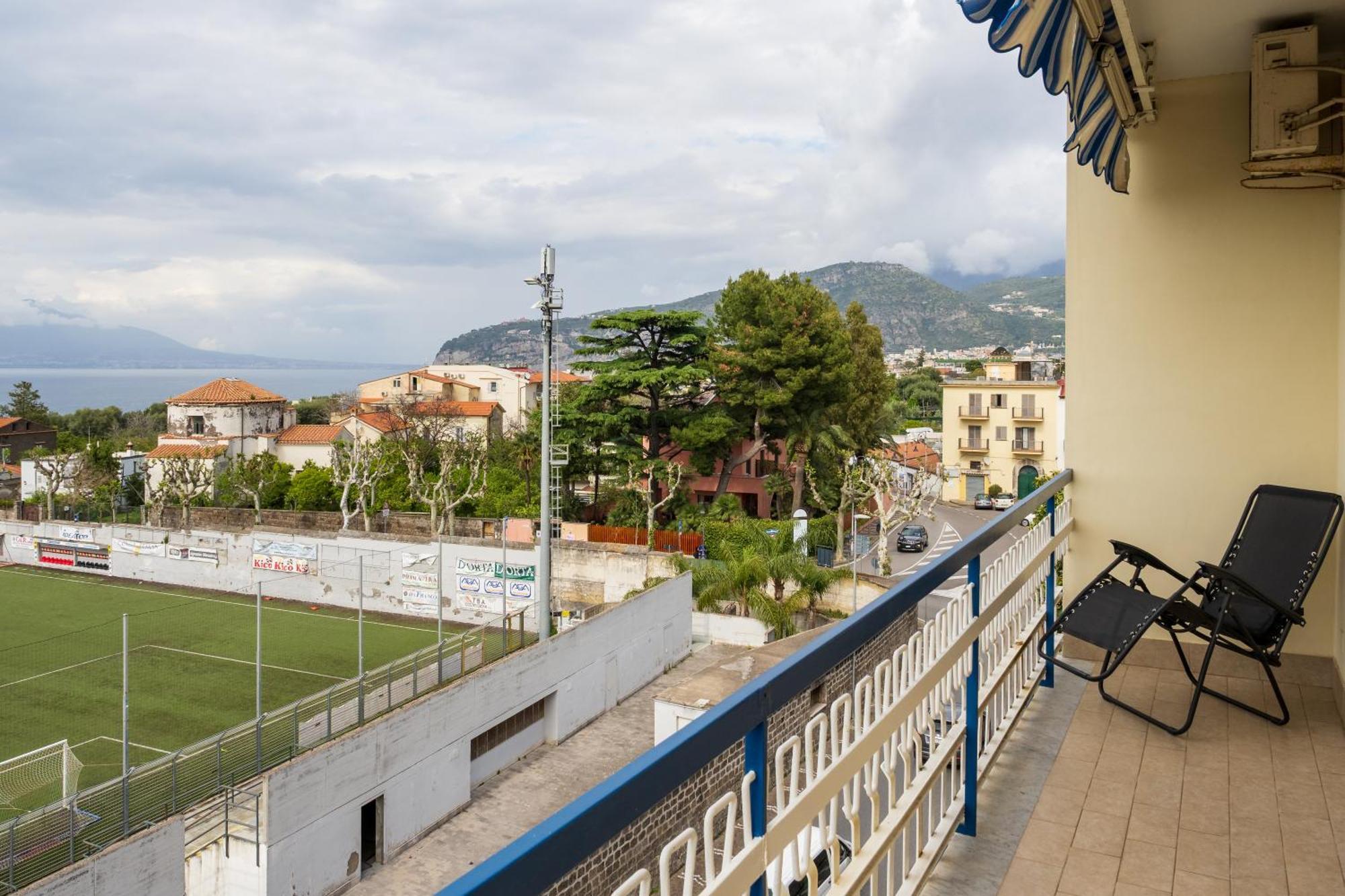Residenza Le Sirene City Center Sorrento Bagian luar foto