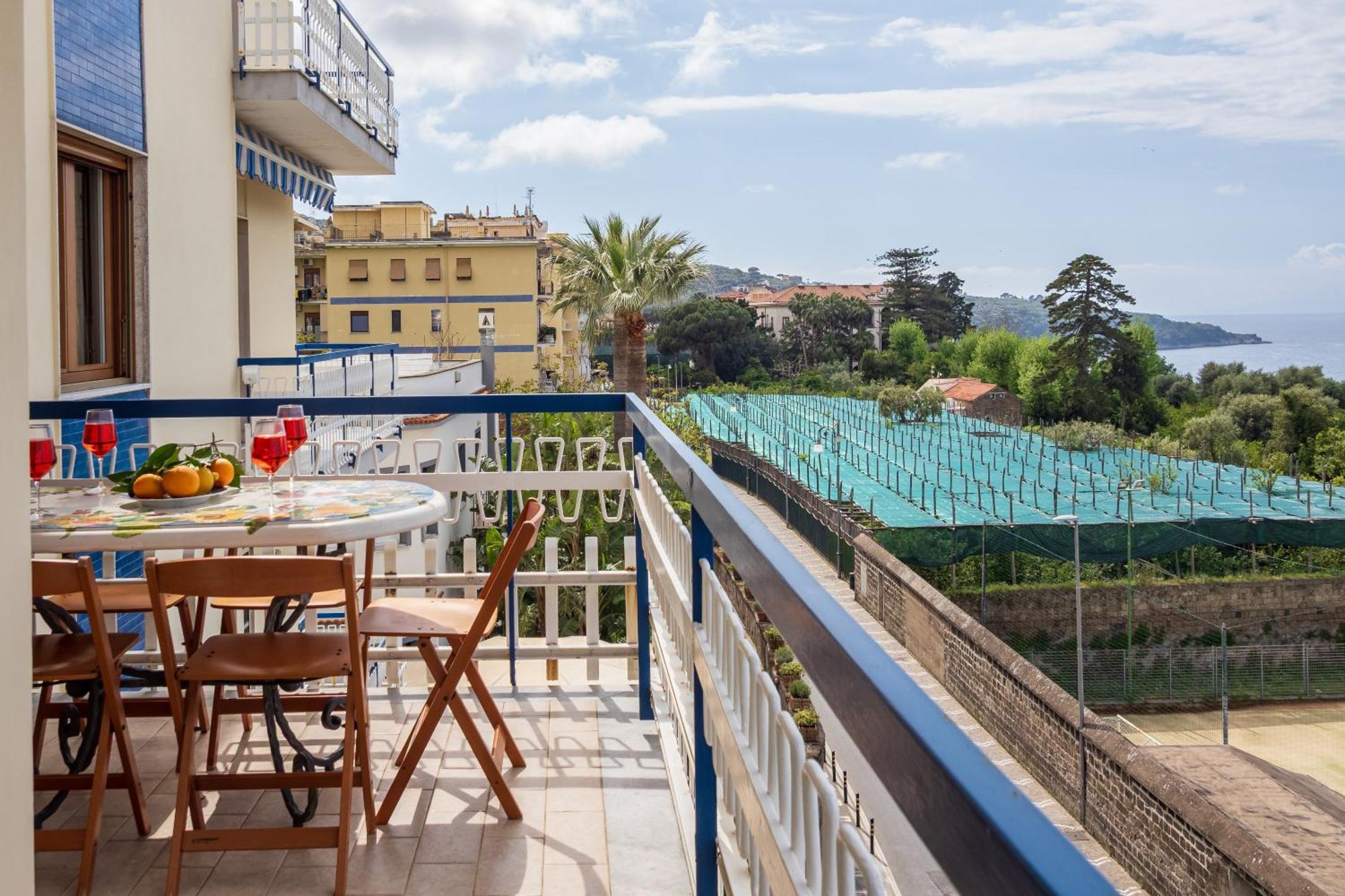 Residenza Le Sirene City Center Sorrento Bagian luar foto