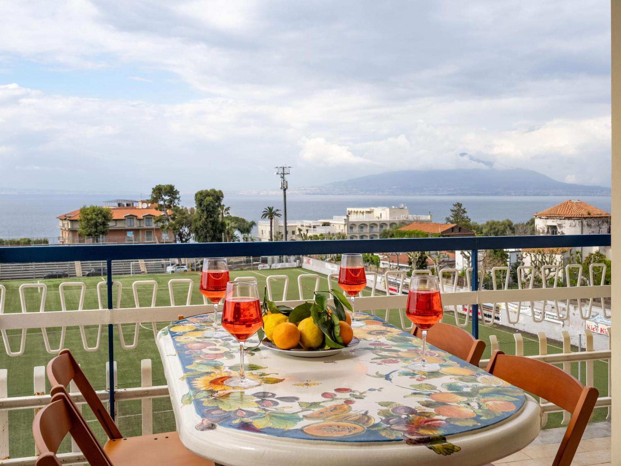 Residenza Le Sirene City Center Sorrento Bagian luar foto