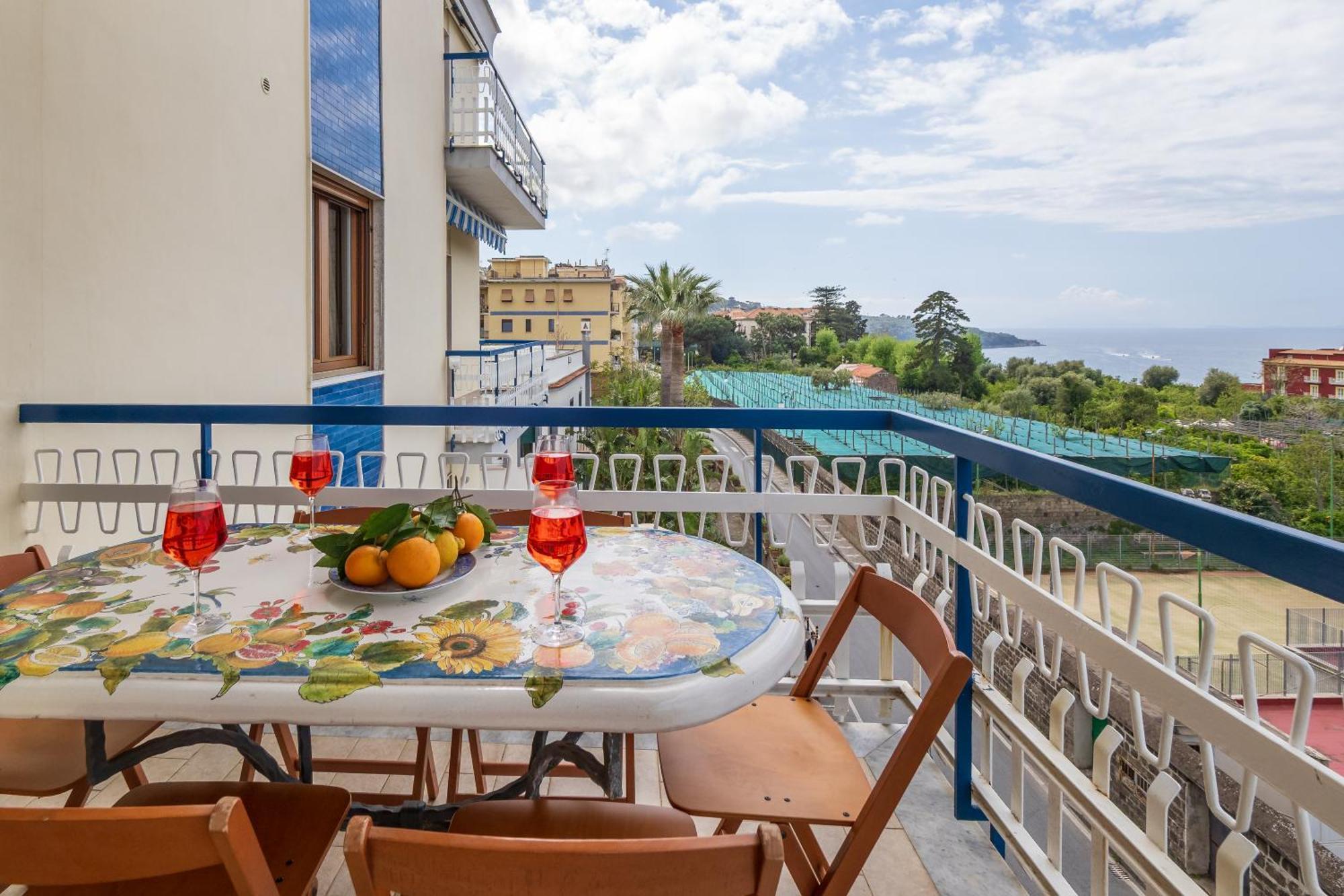 Residenza Le Sirene City Center Sorrento Bagian luar foto